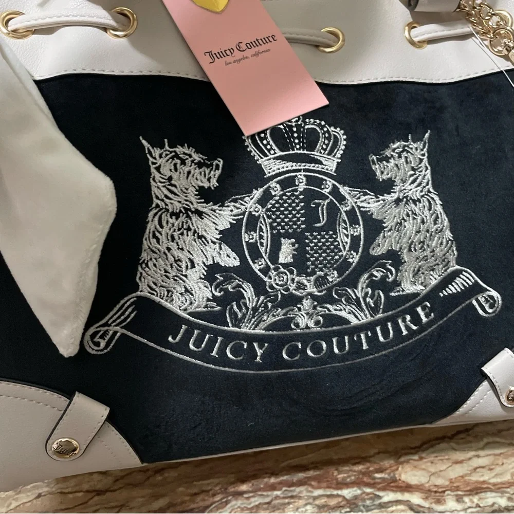 Juicy Couture - Picture 9 of 9
